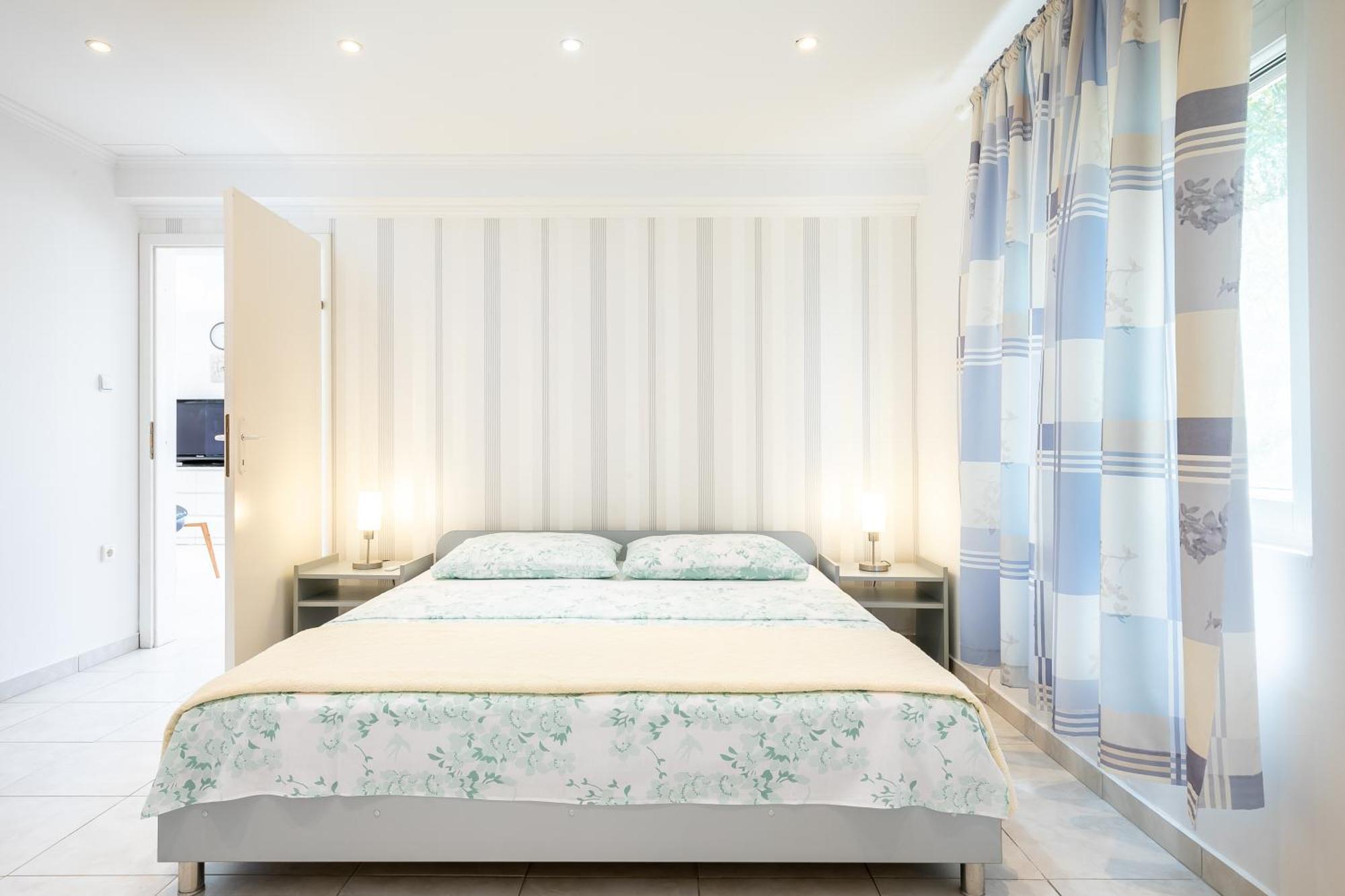 Apartments By The Sea Cove Nova, Korcula - 11353 Vela Luka Exterior photo